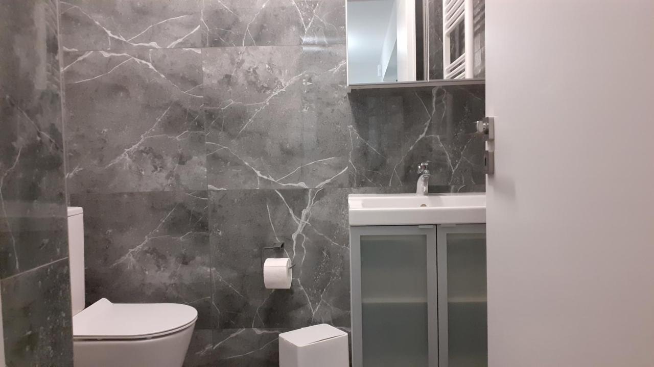 Appartement Giannis à Galatás Extérieur photo