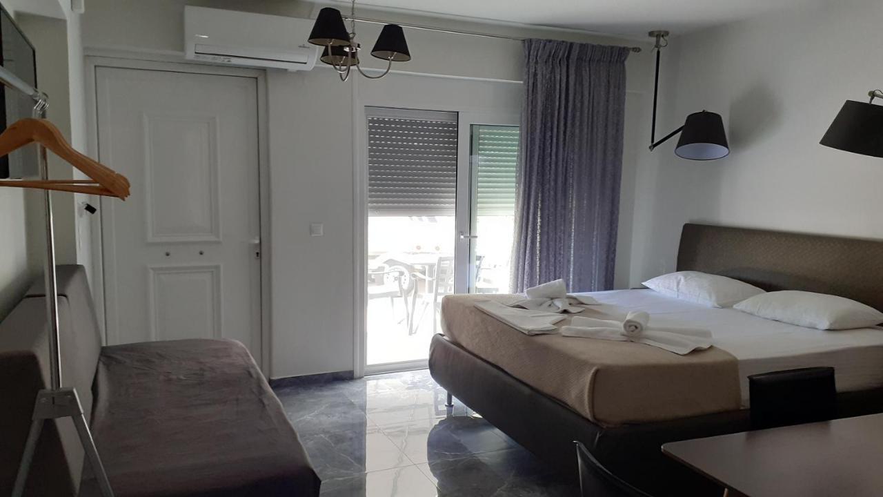 Appartement Giannis à Galatás Extérieur photo