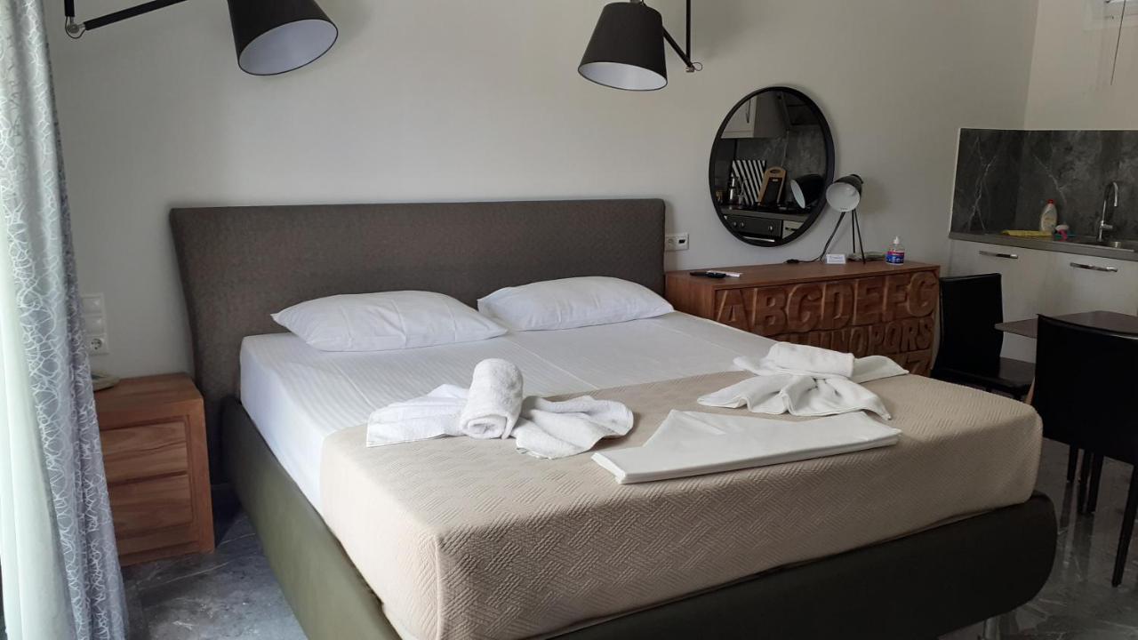 Appartement Giannis à Galatás Extérieur photo